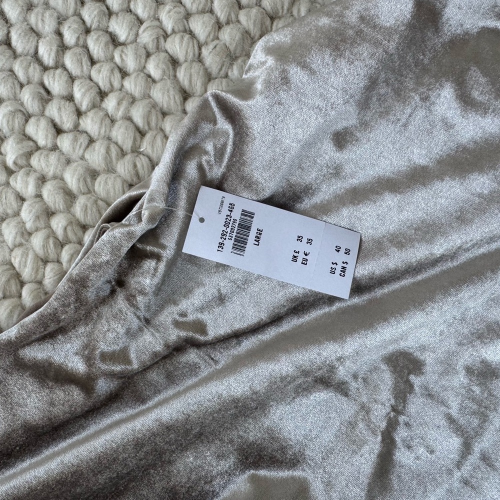 Abercrombie & Fitch Silver/Beige Top - Picture 5 of 5